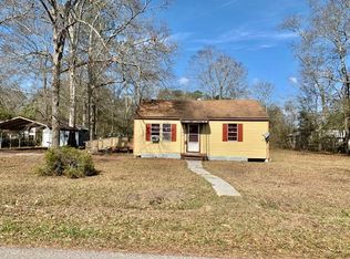 801 Cayten St, Picayune, MS 39466