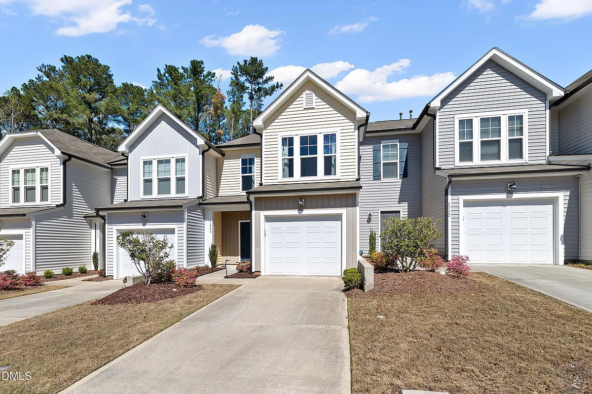 Building Photo - 1004 Everglades Way