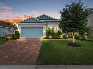 747 W Bayshore Dr, Tarpon Springs, FL 34689