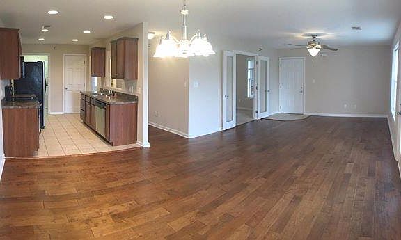 2nd image of 857 Malabu Dr APT 6102