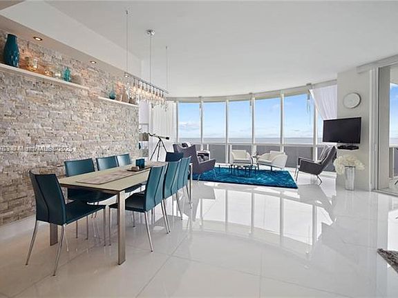 3rd image of 18101 Collins Ave APT 4209
