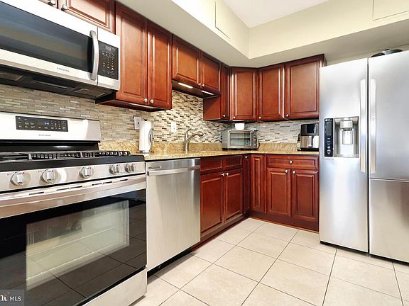 3rd image of 3705 S George Mason Dr APT 1309S