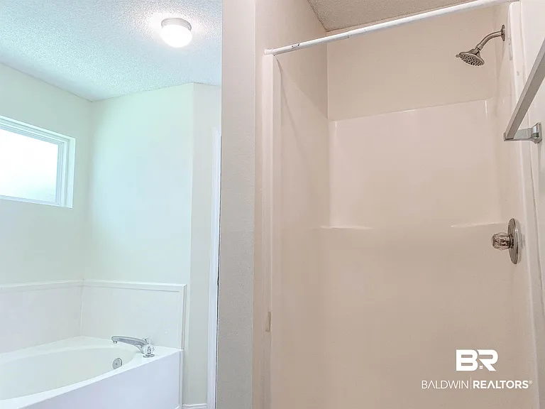 16648 Vanilla Dr — Photo 13