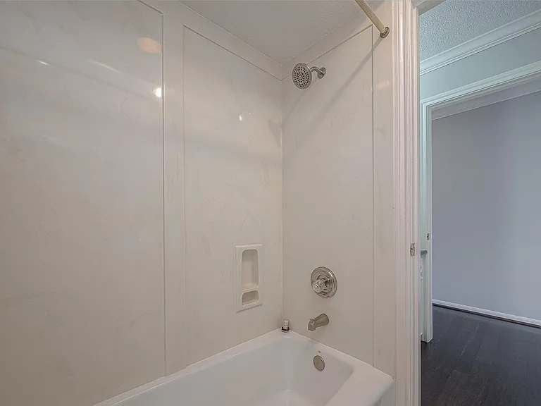 15714 Sylvan Lake Dr — Photo 27