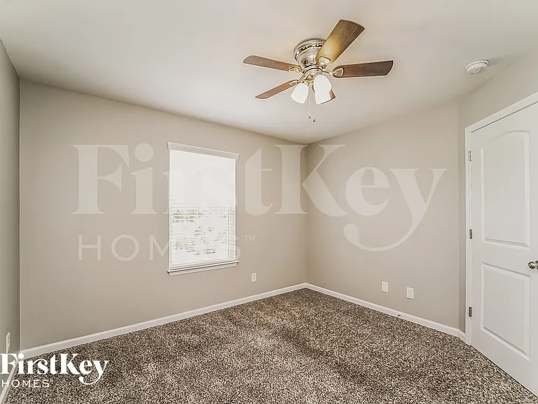 4011 Huntley Glen Dr — Photo 11