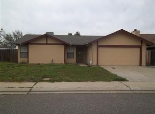325 Birchwood St, Manteca, CA 95336