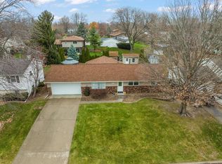 1718 Tompkins Dr, Normal, IL 61761