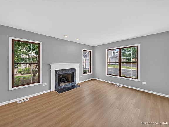 3rd image of 917 N Cove Dr #H