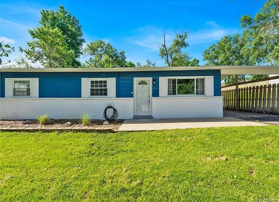 3 bed, 1008 sqft, $2,350 — Photo 3