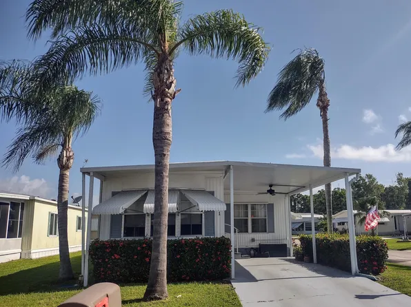 1 Santa Fe Lane, Port St Lucie, FL 34952