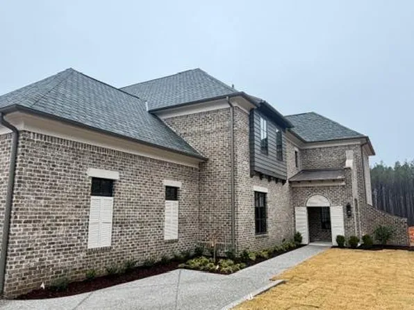 745B Cottage Ln, Oxford, MS 38655