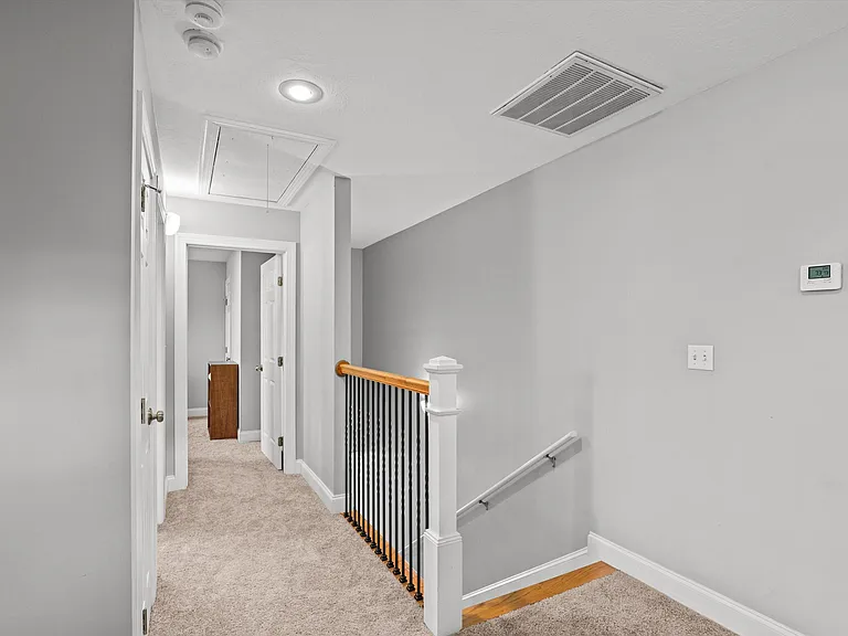 726 Bonnie Oaks Ln — Photo 30