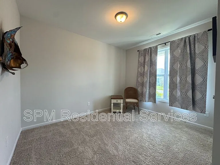 2822 Southern Magnolia Dr — Photo 9