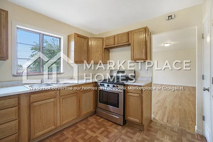 3610 Oneida St — Photo 13