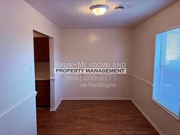 4th image of 1035 W Parkway Ave #11
