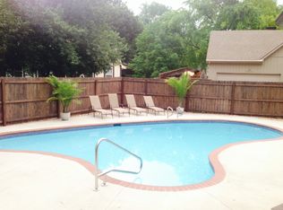6504 Goodman Dr, Overland Park, KS 66202
