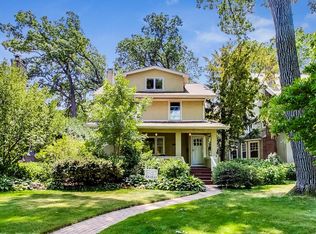 1009 Chestnut Ave, Wilmette, IL 60091