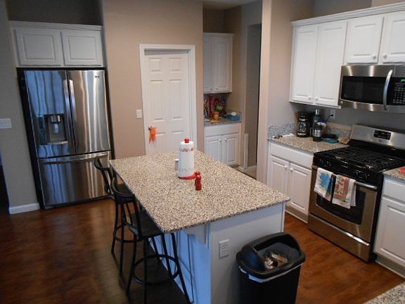 5th image of 2127 Bradburn Dr
