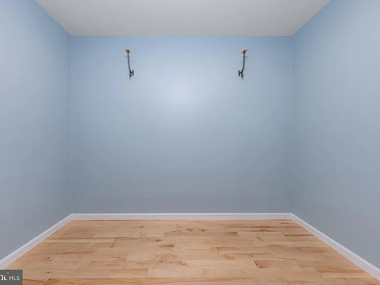 1960 Cardinal Lake Dr — Photo 19