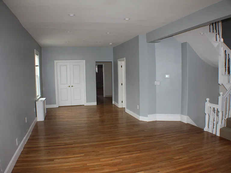 8 Wesley St #2 — Photo 12