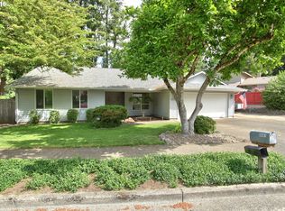 8897 SW Arapaho Rd, Tualatin, OR 97062