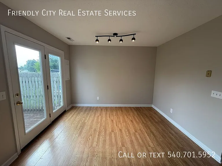 811 Vine St — Photo 8