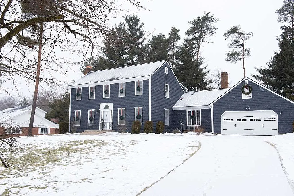 1728 Maybrook Rd photo 1