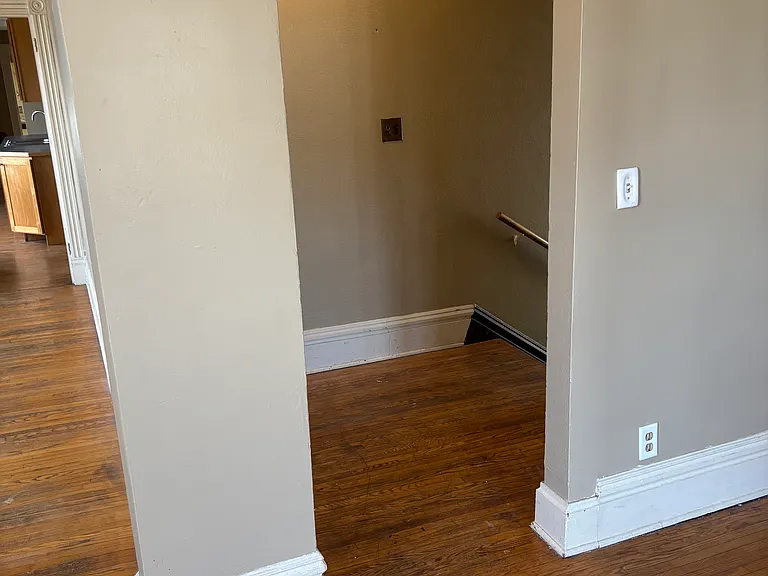 164 Isabel St W #2 — Photo 10