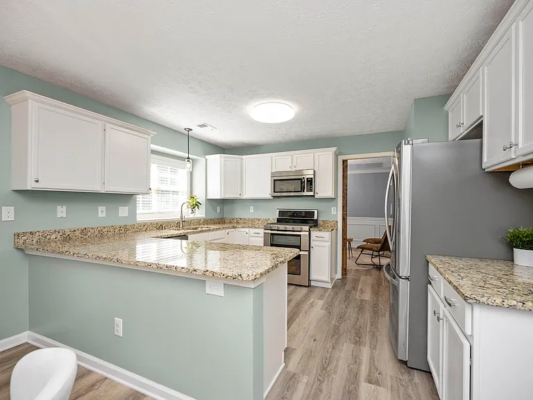 4016 Kenesaw Dr — Photo 18