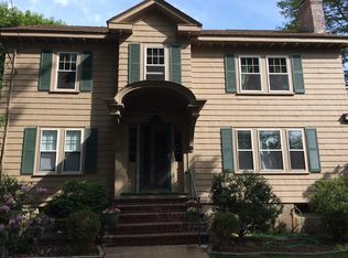 106 Athelstane Rd #B, Newton Center, MA 02459