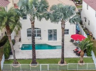 2197 NW 77th Ter, Pembroke Pines, FL 33024