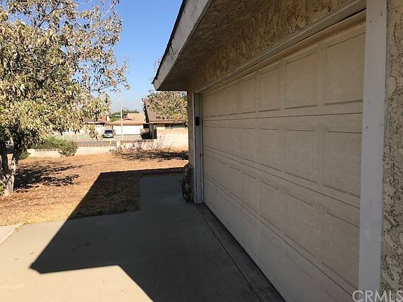 2nd image of 17401 El Molino St
