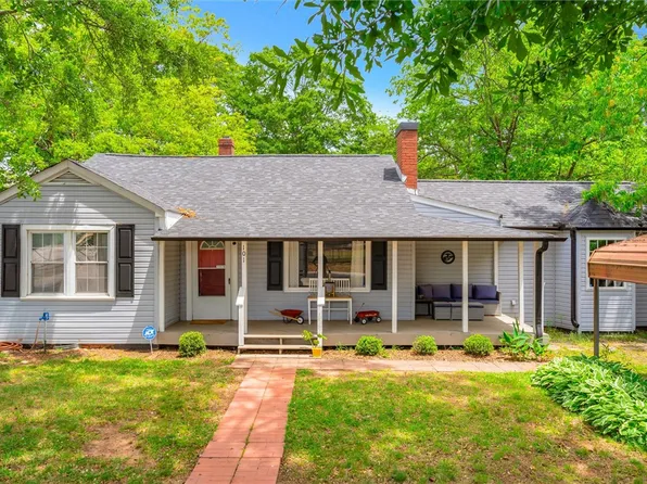 101 Nalley St, Easley, SC 29640