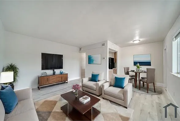 16651 NE 18th Ave #55 — Photo 5