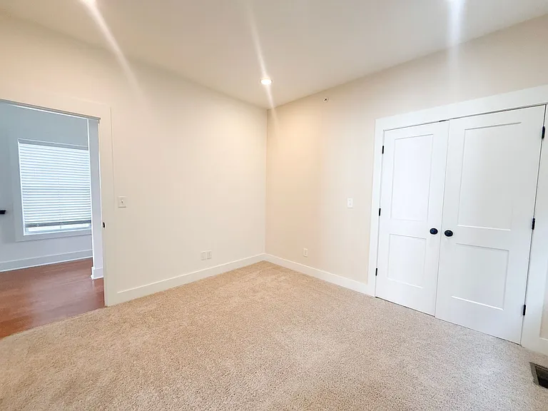 105 Allison Way — Photo 23