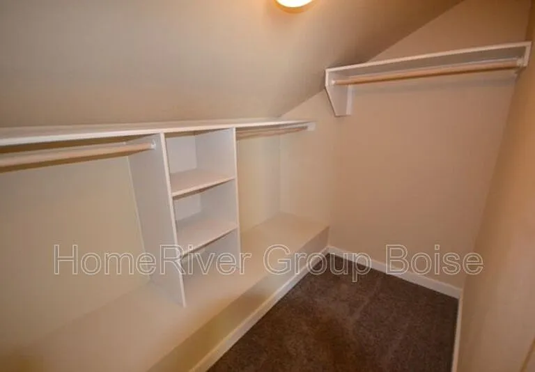9219 W Brogan Dr — Photo 9