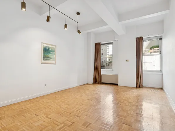 88 Greenwich Street image 2 of 5