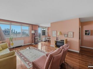 6040 Boulevard East #5D, West New York, NJ 07093
