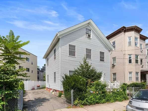 14 Rossmore St, Somerville, MA 02143