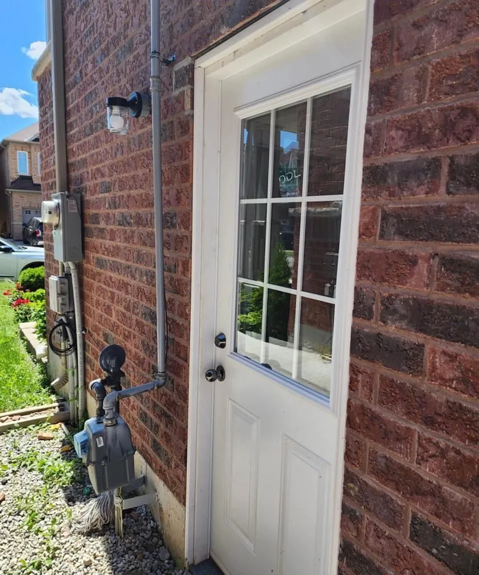 2 bed, $1,600 — Photo 1