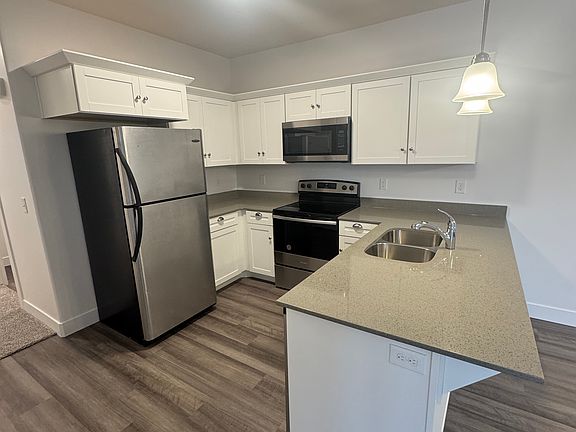 2nd image of 1052 N West Rim Dr #Ff201