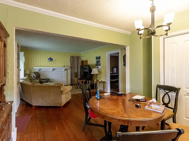 312 S Calvert St — Photo 11