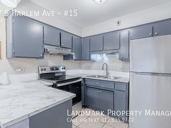 4th image of 10827 S Harlem Ave #1S