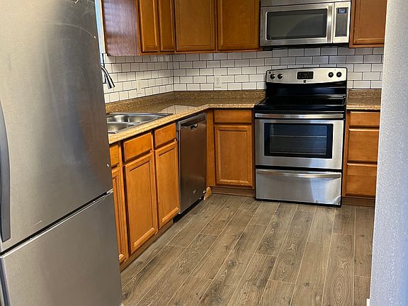 4th image of 4566 W Kentucky Ave
