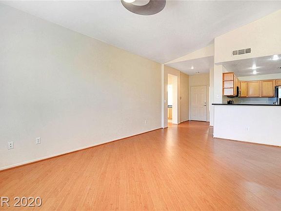 4th image of 2325 Windmill Pkwy APT 1022
