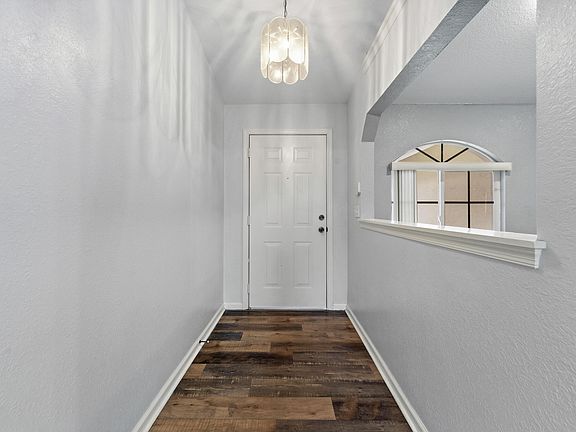3rd image of 14828 82nd Street N