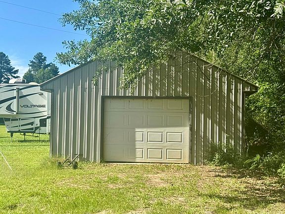 3rd image of 4720 B East Hwy #21