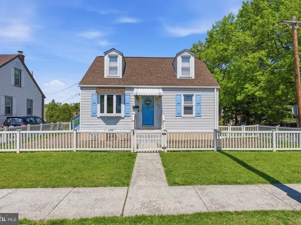 897 N Adams St, Pottstown, PA 19464