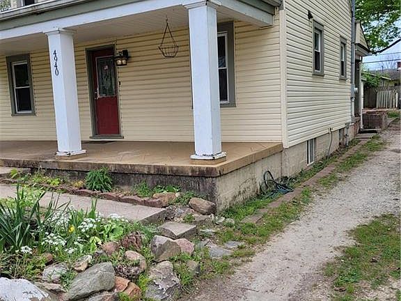 2nd image of 4940 Sugartree Dr