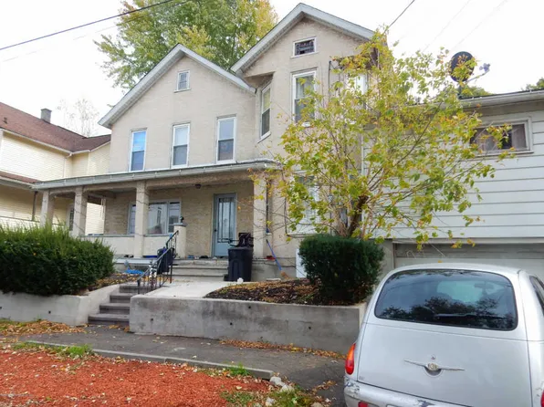 90 Birkett St, Carbondale, PA 18407